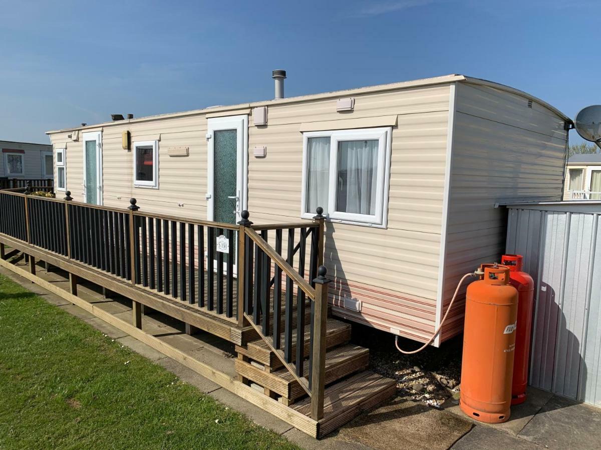 Chapel Caravans S191 Hotel Chapel Saint Leonards Exterior photo
